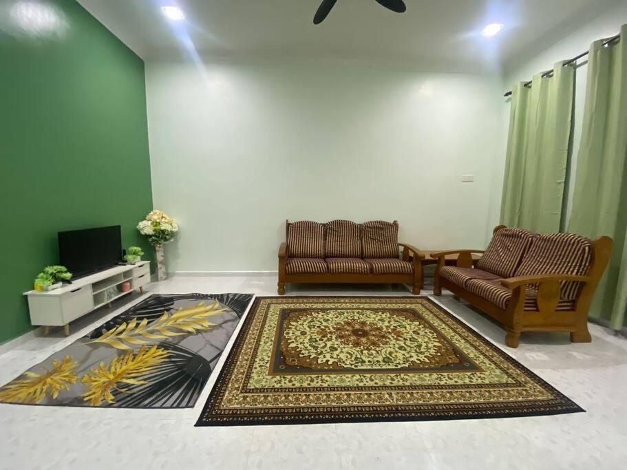 קואלה טרנגאנו Homestay Kak Tiy מראה חיצוני תמונה